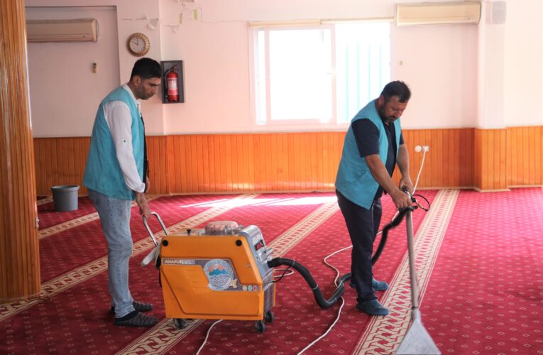 TOROSLAR’DA İBADETHANELER BAYRAMA HAZIRLANIYOR