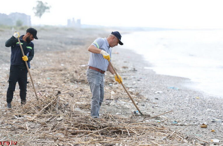 İş makineleri desteğiyle tonlarca çöp ve atık toplanıp bölgeden çıkarıldı