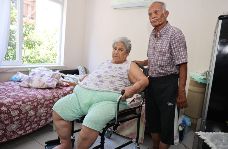 BAŞKAN GÜLTAK, ENGELLİ VATANDAŞLARIN YANINDA