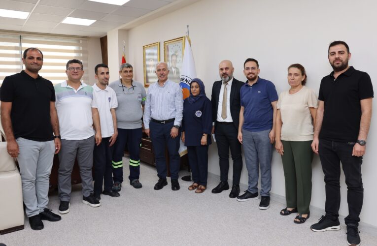 BAŞKAN GÜLTAK İŞÇİLERİNİ ENFLASYONA EZDİRMEDİ