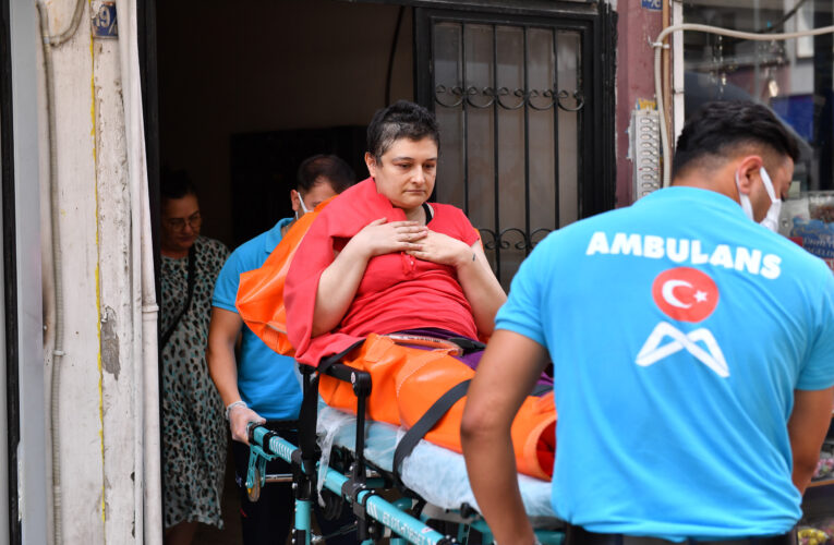 HASTA NAKİL AMBULANSI ŞEHİR İÇİ ÜCRETSİZ HİZMET VERİYOR