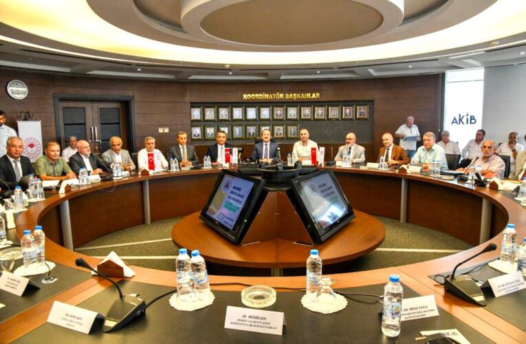 VALİ ALİ HAMZA PEHLİVAN BAŞKANLIĞINDA, TARIM KOORDİNASYON KURULU TOPLANTISI GERÇEKLEŞTİRİLDİ