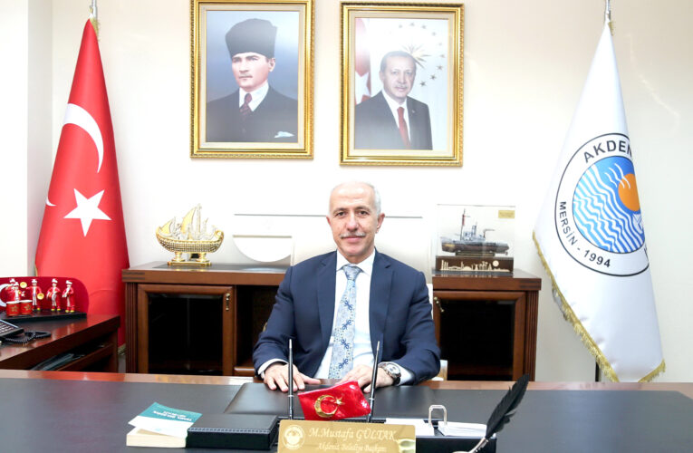 AKDENİZ BELEDİYE BAŞKANI GÜLTAK; “BÜYÜK ZAFERİMİZİN 101’İNCİ YAŞI MİLLETİMİZE KUTLU OLSUN”