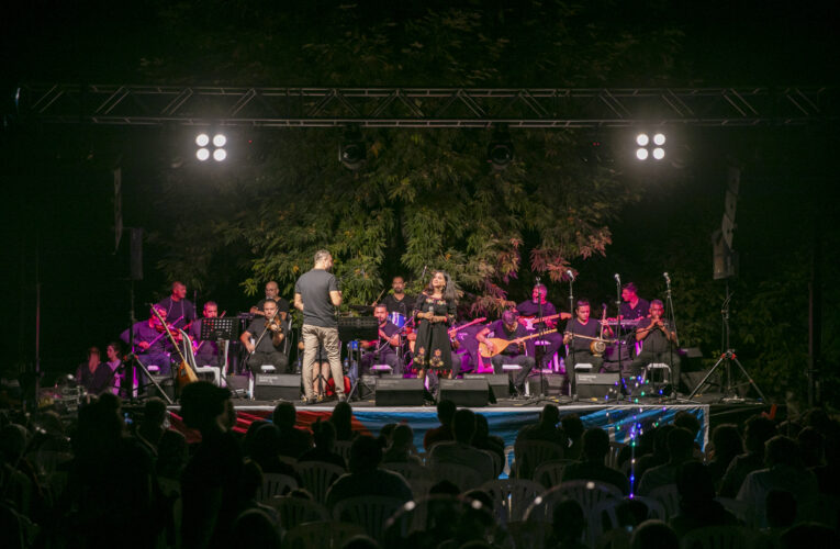 BÜYÜKŞEHİR’İN MÜZİK ZİYAFETİ TOROSLAR’I SARDI