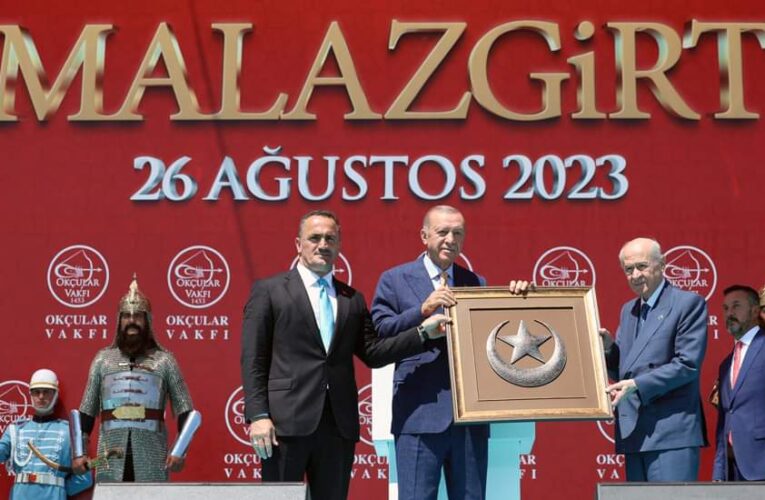 MALAZGİRT ZAFERİ ETKİNLİKLERİNDE TOROSLAR BELEDİYESİNİN OTAĞI BÜYÜK İLGİ GÖRDÜ