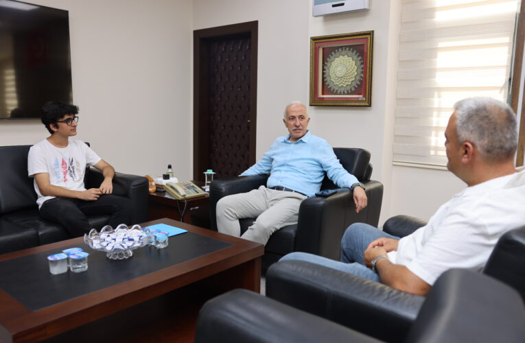 AKDENİZ BELEDİYE BAŞKANI GÜLTAK; “ARTIK AKDENİZ DOKTORLARLA, MÜHENDİSLERLE ANILIYOR”