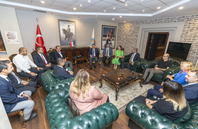 “TÜRKİYE’NİN EVRENSEL NORMLARDA BİR ÜLKE HALİNE GELEBİLMESİ İÇİN MÜCADELE EDEN BİR SİYASİYİM”