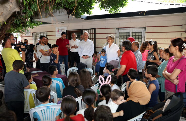 AKDENİZ BELEDİYE BAŞKANI GÜLTAK’TAN ÇOCUKLARA SÜRPRİZ DOĞUM GÜNÜ ZİYARETİ