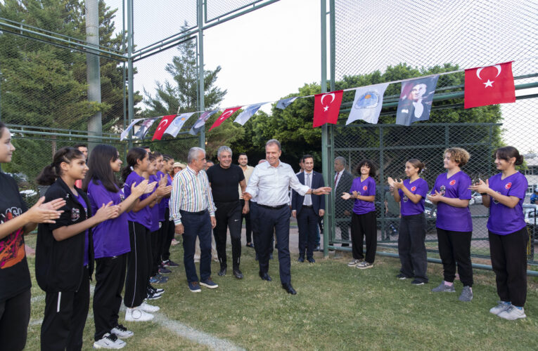 BAŞKAN SEÇER, ‘BİRİMLER ARASI FUTBOL TURNUVASI’NIN BAŞLAMA VURUŞUNU YAPTI