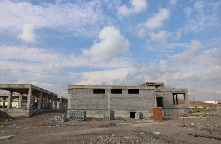 VİRANE HALDEKİ TIRMIL TEPESİ SPOR VE EĞİTİM MERKEZİNE DÖNÜŞÜYOR