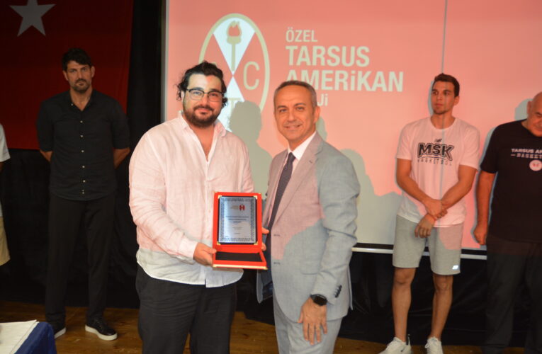 BASKETBOLCULAR KARİYERLERİYLE İLGİLİ GENÇLERE BİLGİ VERDİ