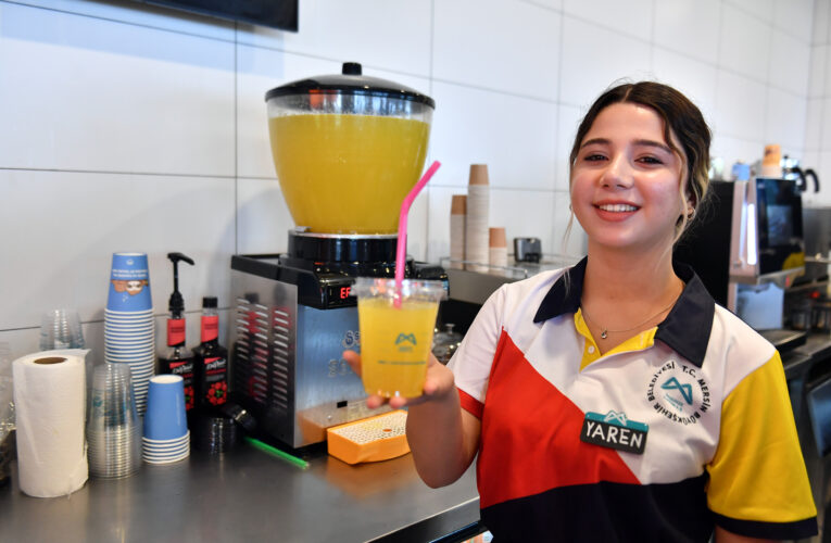 BÜYÜKŞEHİRLE ÜNİVERSİTE ÖĞRENCİLERİ İLK İŞLERİNE ADIM ATIYOR