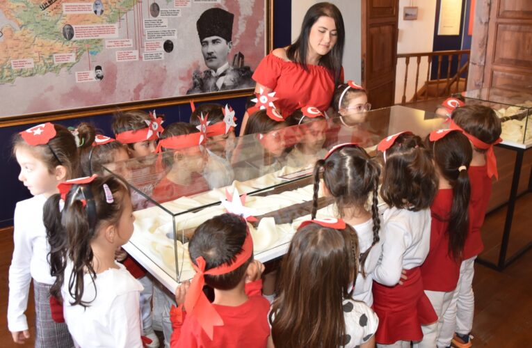 BAŞKAN YILMAZ; “AMACIMIZ; VATAN, MİLLET SEVGİSİYLE YETİŞMİŞ BİR NESİL”