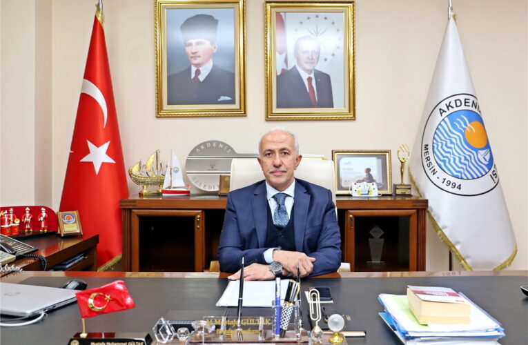 “Türkiye Cumhuriyeti ilelebet payidar kalacaktır”