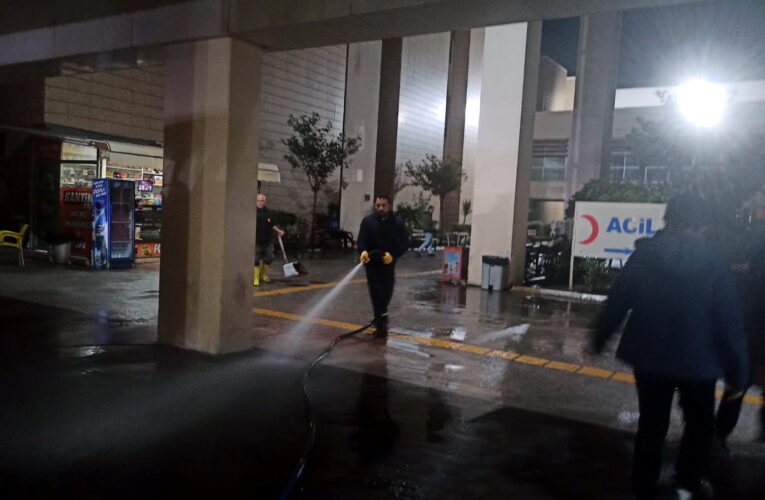 AKDENİZ’DE  FIRTINA VE SAĞANAK SONRASI TEMİZLİK ÇALIŞMASI