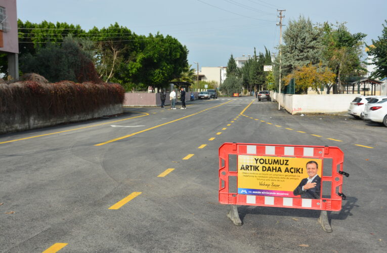 MERSİN BÜYÜKŞEHİR YOL SORUNLARINI ÇÖZÜME KAVUŞTURUYOR
