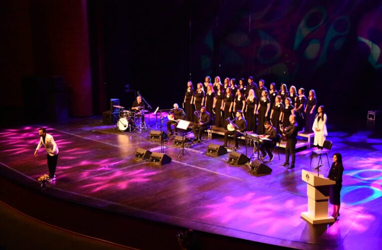 Depremzede çocuklar için dayanışma konseri