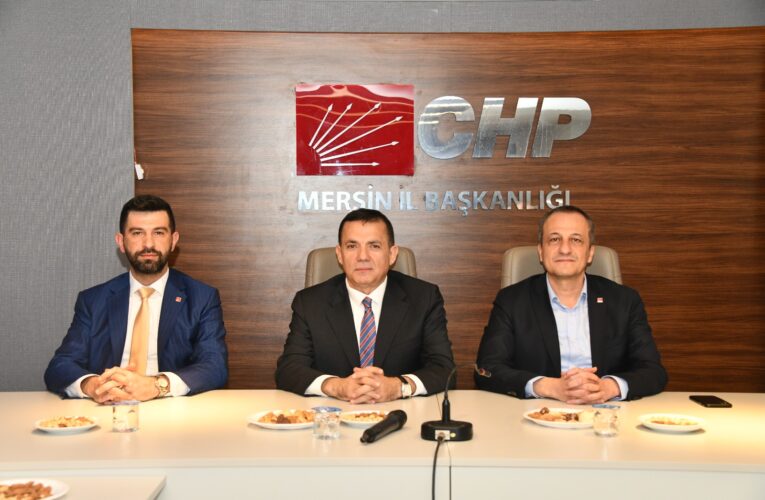 Başkan Özyiğit, CHP il ve ilçe yönetimlerini ziyaret etti