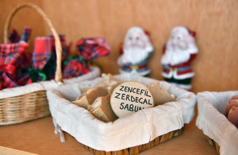 ÜRETİCİ KADINLAR GELİR KAPILARINI BÜYÜKŞEHİR’LE AÇIYOR