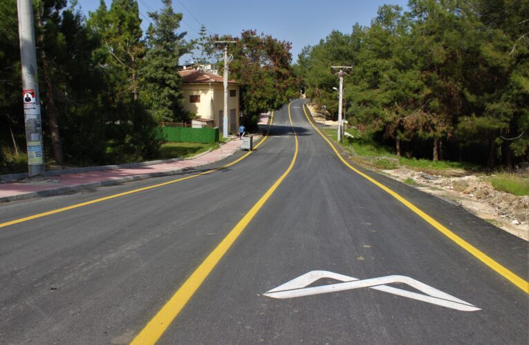 BÜYÜKŞEHİR, KENTİN DÖRT BİR YANINDA YOLLARI YENİLİYOR