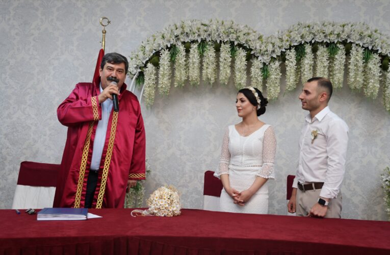 BAŞKAN YILDIZ, İLK NİKAHINI KIYDI