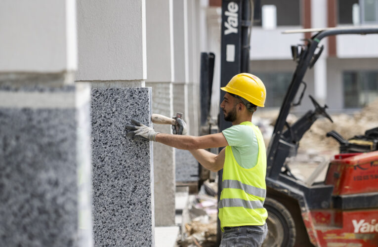 MERSİNLİ NAKLİYECİLERİN MODERN TESİSLERİNE KAVUŞMASINA AZ KALDI