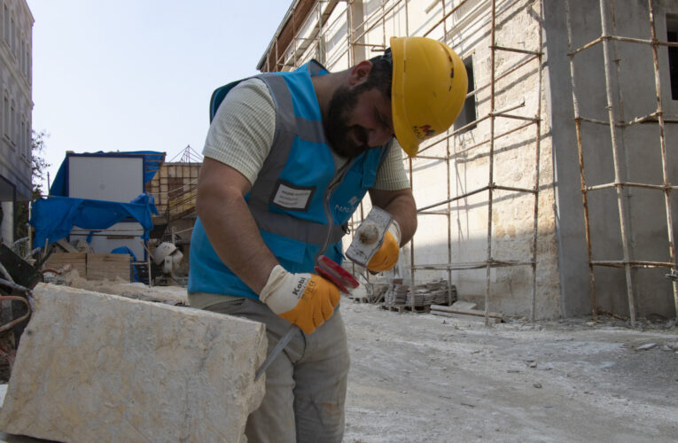 ‘MERSİN MUTFAK KÜLTÜRÜ EVİ VE KARAMANCILAR KONAĞI’NDAKİ ÇALIŞMALAR TİTİZLİKLE SÜRÜYOR