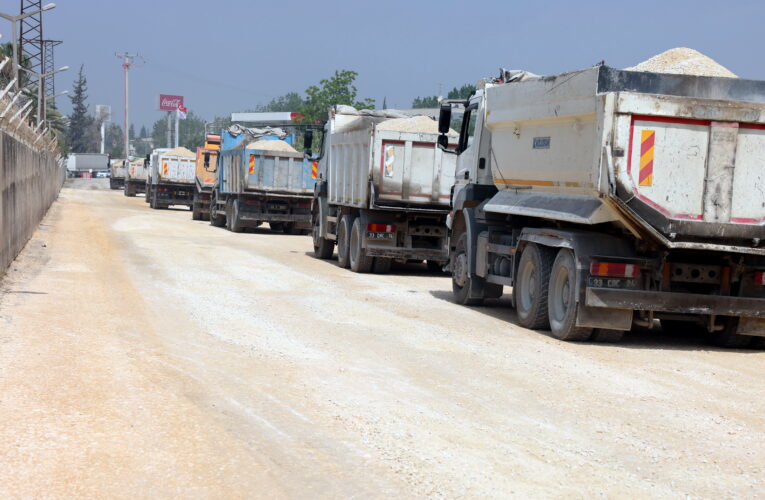 BAHÇELER VE UMUT SOKAK YENİLENDİ