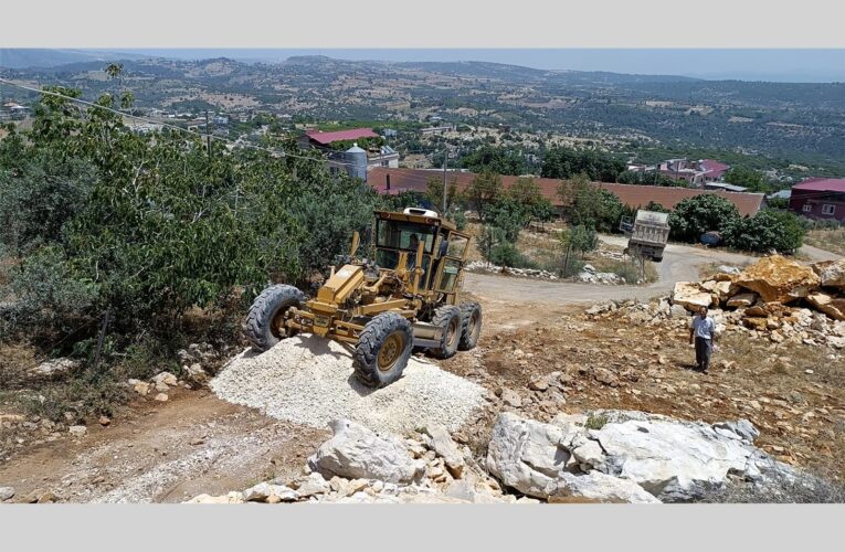 TARSUS BELEDİYESİ İLE KÖY YOLLARI YENİLENİYOR