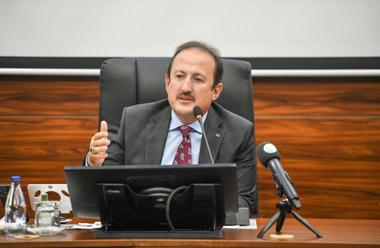 VALİ ALİ HAMZA PEHLİVAN BAŞKANLIĞINDA, İL İDARE ŞUBE BAŞKANLARI TOPLANTISI GERÇEKLEŞTİRİLDİ