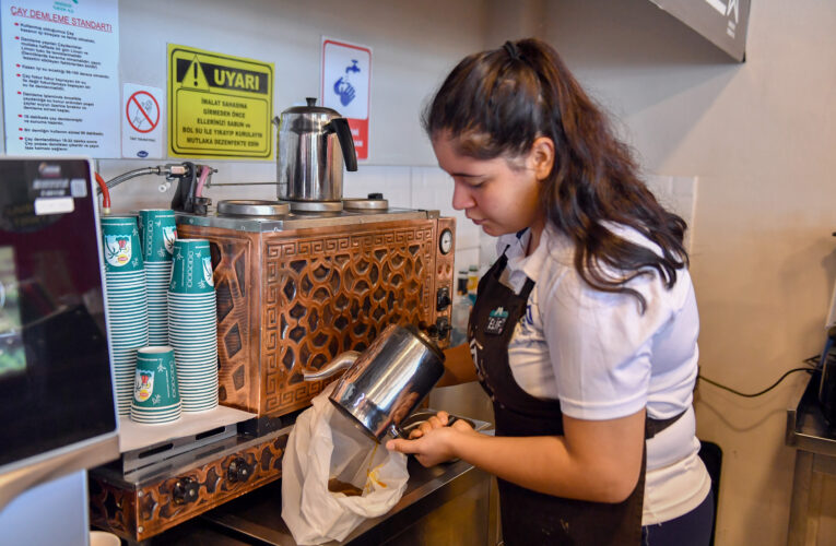 MERSİN BÜYÜKŞEHİR TARİHİNDE YİNE BİR İLK: KOMPOST ÜRETİM TESİSİ