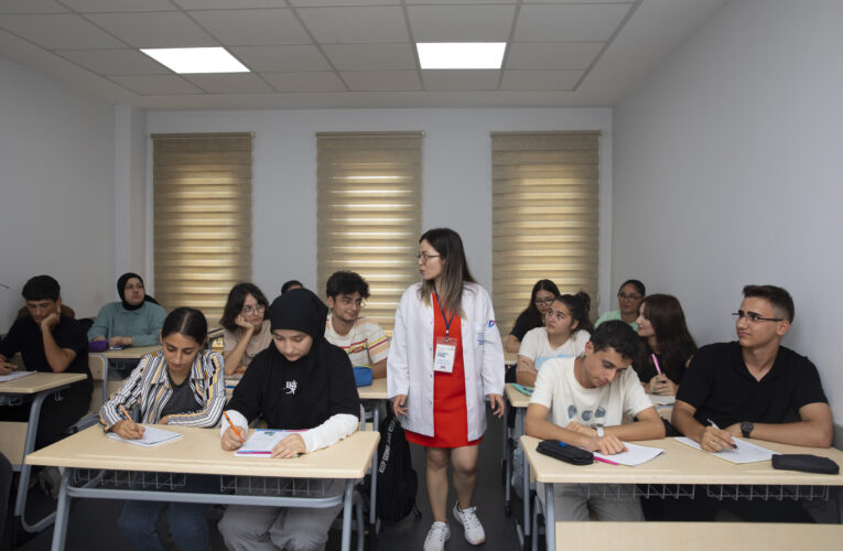 BÜYÜKŞEHİR’İN KURS MERKEZLERİ’NDE DERS ZİLİ ÇALDI