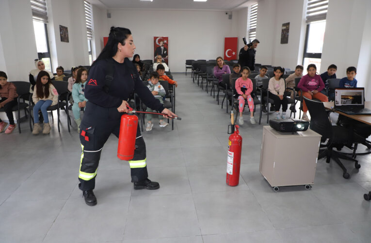 TOROSLAR BELEDİYE BAŞKANI YILDIZ VE ARSLANKÖYLÜ ÖĞRENCİLERDEN ATA EĞİTİM MERKEZİ’NE ZİYARET