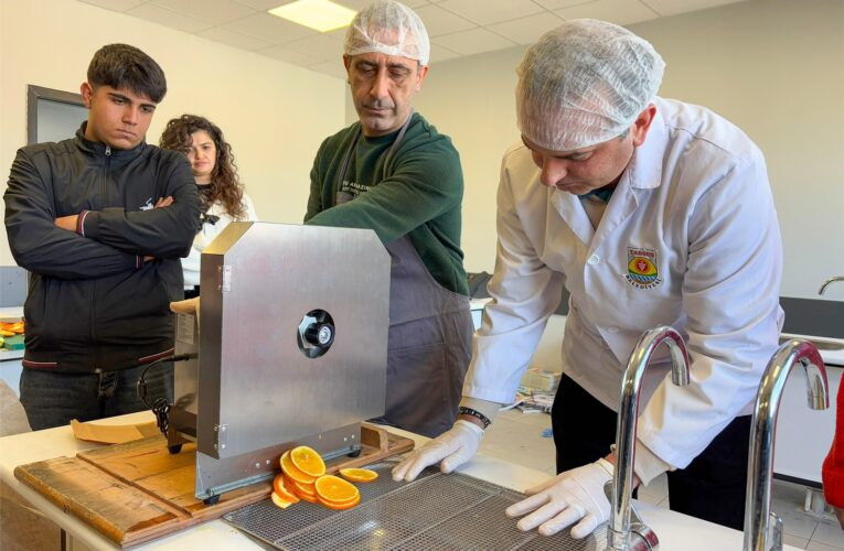 TARSUS BELEDİYESİ’NDEN TARIM LİSESİ ÖĞRENCİLERİNE ÖRNEK EĞİTİM