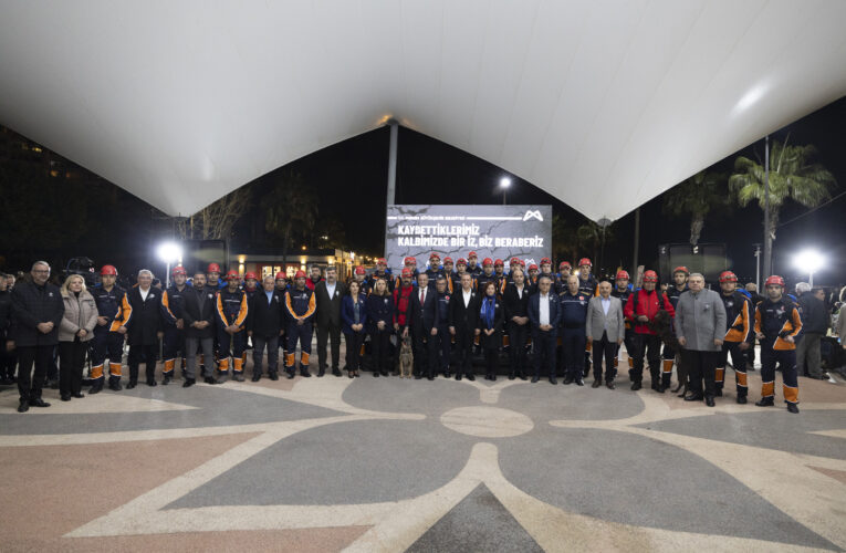 “İKTİDAR DEPREMZEDE VATANDAŞLARIN BİR AN ÖNCE NORMALE DÖNEBİLMESİ İÇİN ÖNLEM ALMALI”