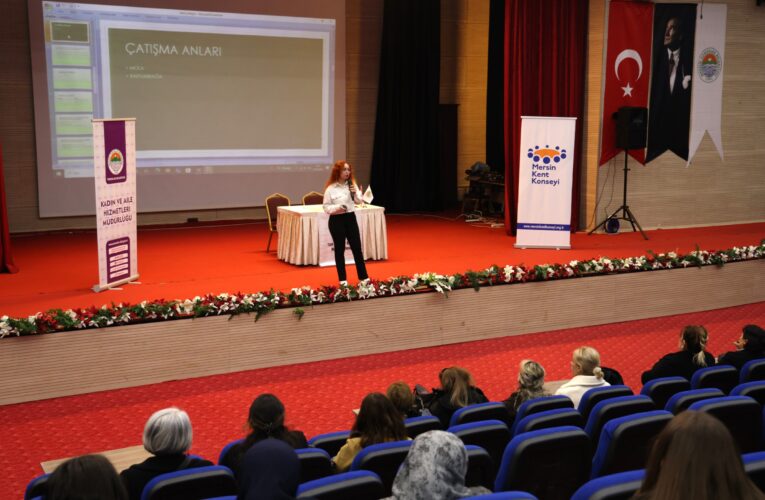 TOROSLAR BELEDİYESİNDEN AİLE İÇİ İLETİŞİM EĞİTİMİ