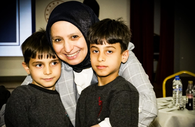 YETİMLER SULTANI HAZRETİ PEYGAMBERİMİZİN GÜL KOKULU EMANETLERİYLE İFTAR YEMEĞİNDE BULUŞTUK