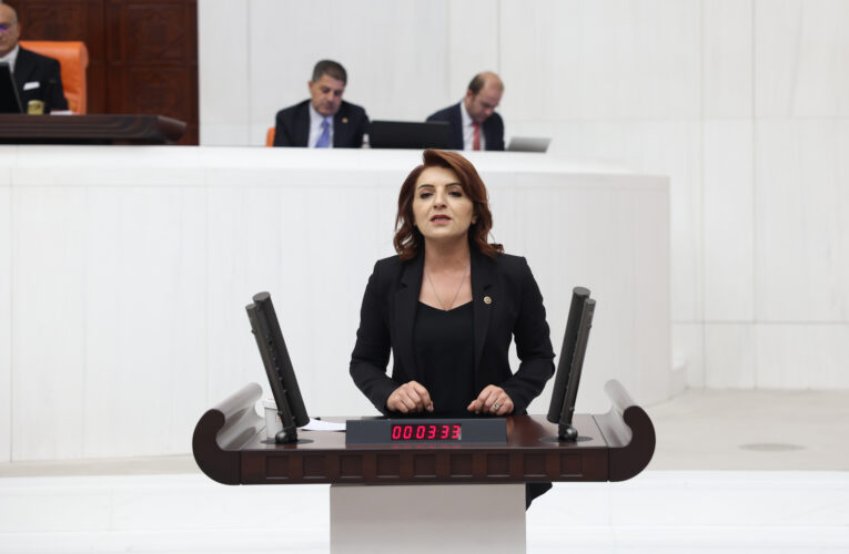 BORÇ BATAĞI DERİNLEŞİYOR: FAİZ, İCRA, BATIK KREDİ REKORDA!