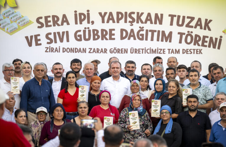 BAŞKAN SEÇER, ‘SERA İPİ, YAPIŞKAN TUZAK VE SIVI GÜBRE DAĞITIM TÖRENİ’NE KATILDI