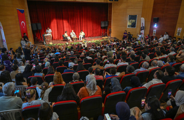 ‘8. ULUSLARARASI GÜLNAR BİLİM VE KÜLTÜR ETKİNLİKLERİ’ BÜYÜKŞEHİR’İN KATKILARIYLA DÜZENLENDİ