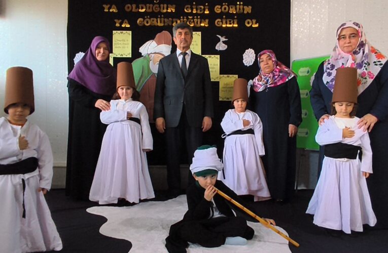 Anamur İlçe Müftülüğüne Bağlı Kurslarda Mevlana Haftası Etkinliği