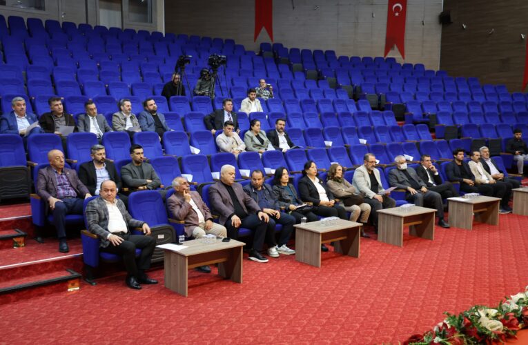 TOROSLAR BELEDİYE MECLİSİ 2025 YILININ SON TOPLANTISINI GERÇEKLEŞTİRDİ