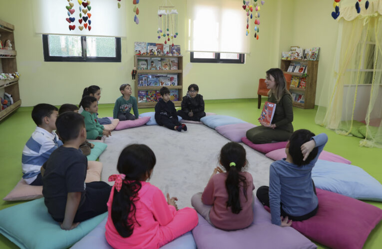 MERSİN BÜYÜKŞEHİR’İN TOROSLAR ÇOCUK KAMPÜSÜ’NDE ÇOCUKLAR ‘MASAL VE DRAMA ATÖLYESİ’ İLE KENDİNİ KEŞFEDİYOR