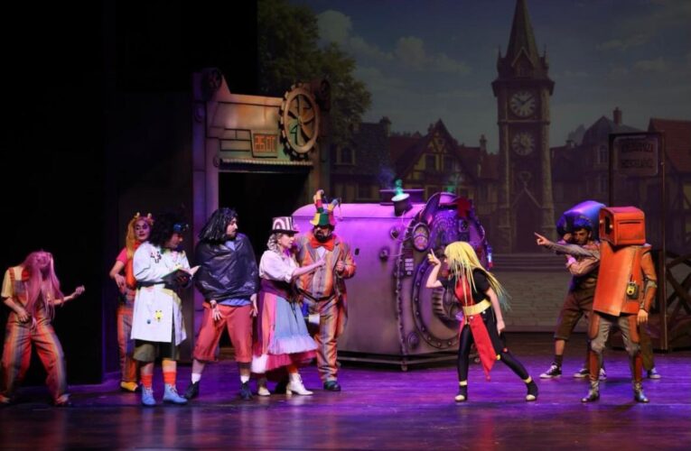 Mersin Devlet Opera ve Balesi, çocuklara yönelik hazırladığı renkli ve öğretici eseri “Çöplük Kralı ve İcatçı” ile yeniden minik sanatseverlerle buluşmaya hazırlanıyor.